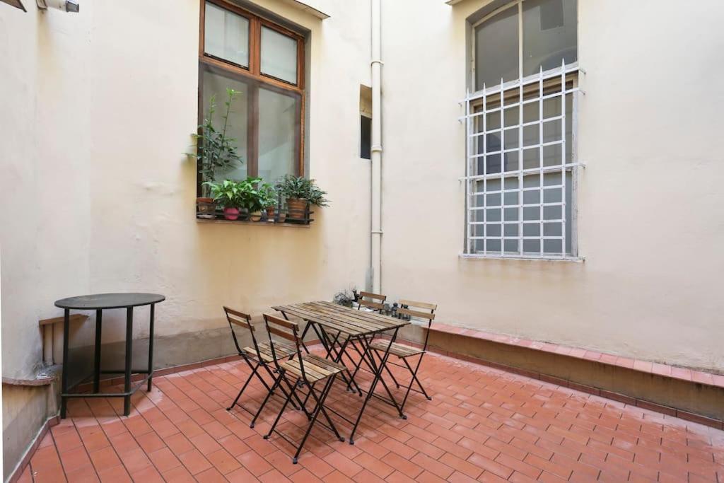 Belle Donne Historical Apartment - City Center Florença Exterior foto